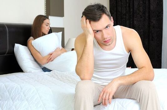 un hombre sufre una descarga patológica cuando está excitado